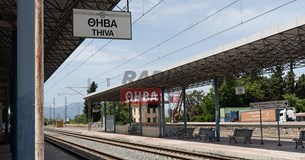 Γιώργος Μουλκιώτης: «Εικόνες ντροπής οι σιδηροδρομικοί σταθμοί Θήβας και Λιβαδειάς»