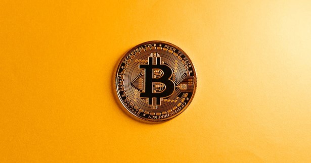 Κρυπτονομίσματα - Ψηφιακό μπλοκ σε μαύρα εισοδήματα και περιουσιακά στοιχεία