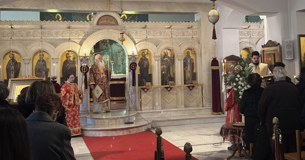 Θεία Λειτουργία στον Ιερό Ναό Αγίου Ρηγίνου Λεβαδείας