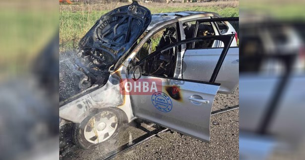 Ταξί έγινε παρανάλωμα του πυρός στον Ορχομενό