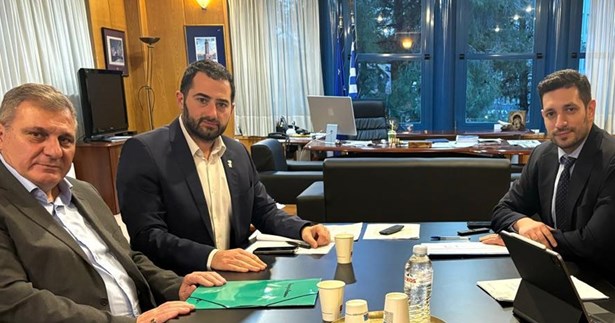 Συνάντηση Σπανού με τον Αν. Υπουργό Μεταφορών - Στο επίκεντρο ο Σιδηρόδρομος και τα ΚΤΕΛ