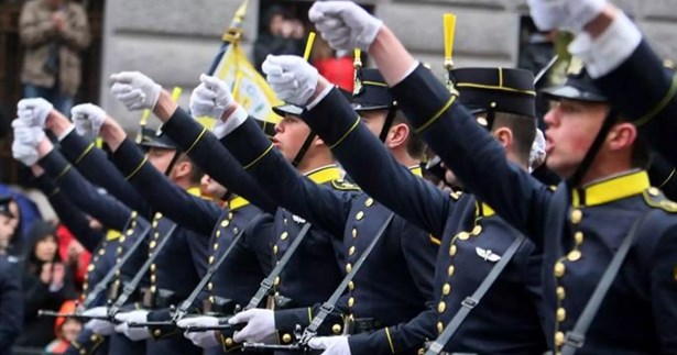 Δράση ενημέρωσης του ΚΕΠΒ Θήβας στην Αμφισσα για τη στρατιωτική σταδιοδρομία