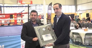 Βράβευση του Γρηγόρη Δημητριάδη από την Ελληνική Ομοσπονδία Πυγμαχίας (video) Βράβευση του Γρηγόρη Δημητριάδη από την Ελληνική Ομοσπονδία Πυγμαχίας (video)