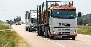 Στον Κυρανάκη για τα 5000 φορτηγά μέσω Θήβας Στον Κυρανάκη για τα 5000 φορτηγά μέσω Θήβας