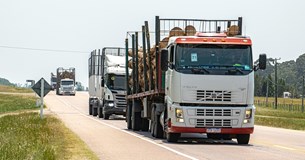 Δεν θα αντέξει η Θήβα τη διέλευση των φορτηγών στην Π.Ε.Ο Θηβών-Ελευσίνας τονίζει ο Δήμαρχος Θηβαίων