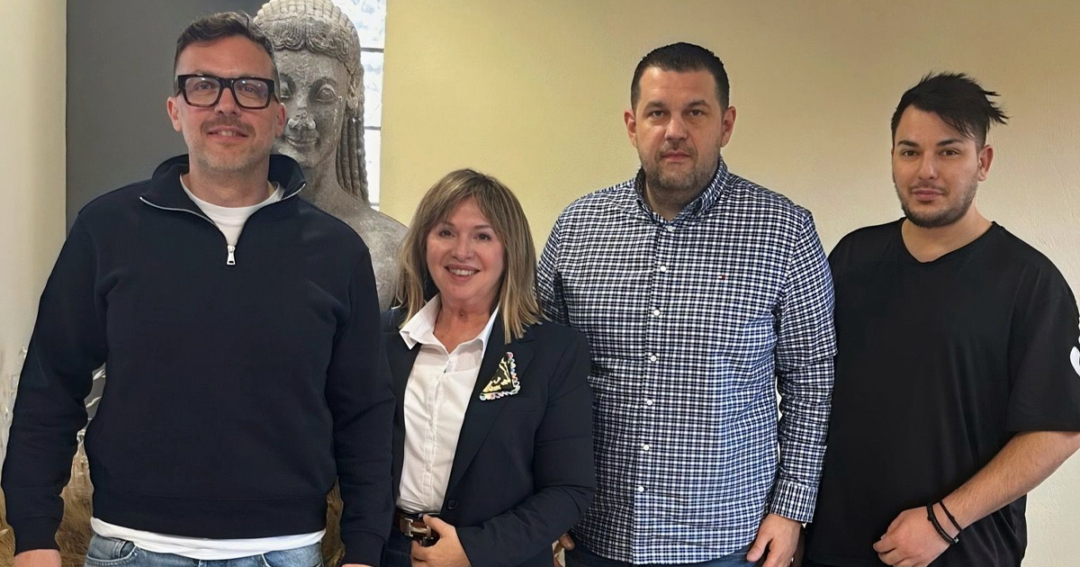 Συνάντηση του Σωματείου Εστίασης Θήβας με την Φανή Παπαθωμά για την ανάπτυξη της Θήβας και την αύξηση του τουρισμού μέσω της γαστρονομίας