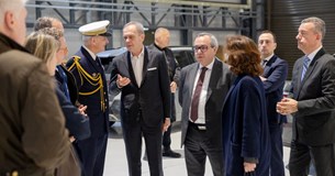 METLEN και Naval Group υπογράφουν Μνημόνιο Συνεργασίας για projects υποβρυχίων και φρεγατών για τις διεθνείς αγορές METLEN και Naval Group υπογράφουν Μνημόνιο Συνεργασίας για projects υποβρυχίων και φρεγατών για τις διεθνείς αγορές