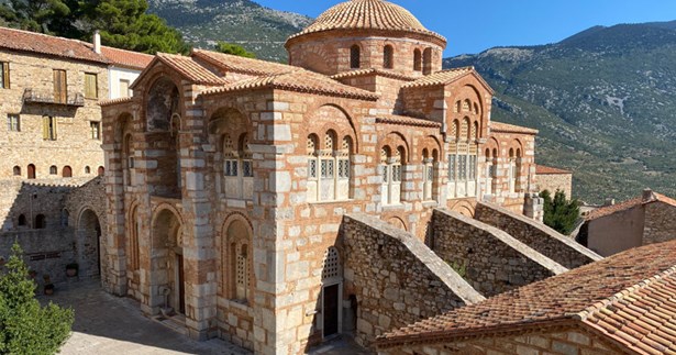 Πανηγυρικός εορτασμός της Κήρυξης της Επανάστασης στη Ρούμελη στην Ι.Μ. Οσίου Λουκά Βοιωτίας Πανηγυρικός εορτασμός της Κήρυξης της Επανάστασης στη Ρούμελη στην Ι.Μ. Οσίου Λουκά Βοιωτίας