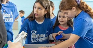 Με επιτυχία έγινε το Φεστιβάλ Εκπαιδευτικής Ρομποτικής στο Μαντούδι