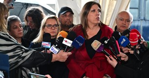 Αυτεπάγγελτη δικογραφία σε βάρος της Κωνσταντοπούλου γιατί βιντεοσκοπούσε αστυνομικούς στη δίκη για τα Τέμπη