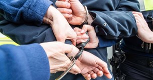 Συνελήφθη στη Λαμία ένας ημεδαπός - Βρέθηκαν ναρκωτικά στο σπίτι του