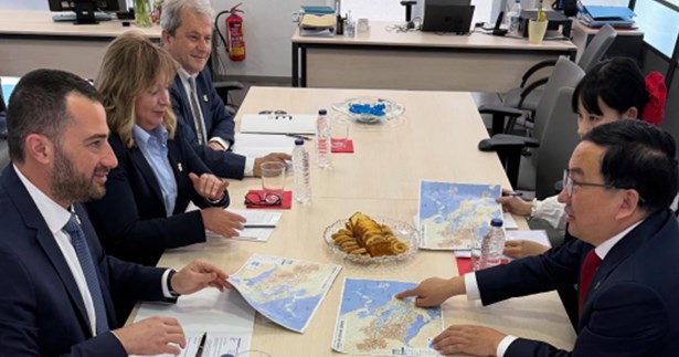 Τον Πρέσβη της Κίνας υποδέχτηκε ο Φάνης Σπανός στη Λαμία - Στο επίκεντρο η στενότερη συνεργασία