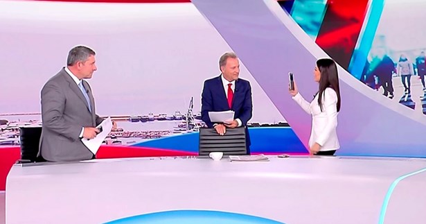 H Λατινοπούλου μιμήθηκε on air τη Ζωή Κωνσταντοπούλου: «Είναι η Ελένη Λουκά της πολιτικής»