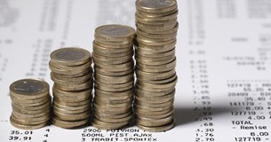 Μέτρα στήριξης: Προς παράταση η επιδότηση σε diesel και λιπάσματα - Τι θα γίνει με το fuel pass