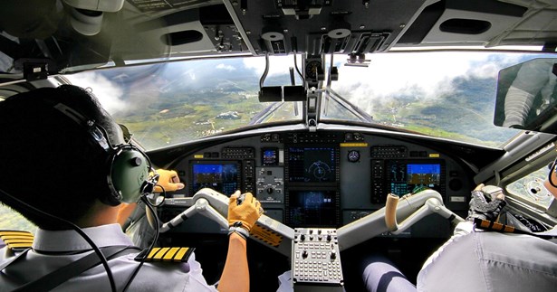 Πιλότοι των ΗΠΑ νιαούριζαν και γαύγιζαν στον ασύρματο - Ακούστε το viral περιστατικό