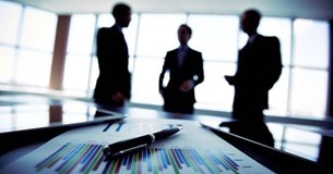 ΙΟΒΕ: Πληθωριστικό φρένο στην αύξηση των καταθέσεων - «Καμπανάκι» για την αποταμίευση