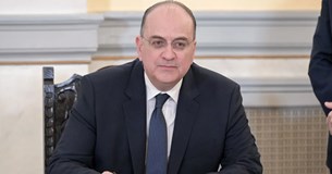 Παραίτηση Λαζαρίδη: Οι πιέσεις στο παρασκήνιο και το τελευταίο τηλεφώνημα πριν την έξοδο