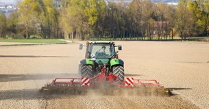 Ανακοίνωσαν επιδότηση 15% στα λιπάσματα αλλά ακόμη δεν έχει ανοίξει η πλατφόρμα της ΑΑΔΕ