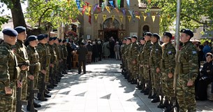 Με λαμπρότητα και επισημότητα εόρτασε η Θήβα τον πολιούχο της Αγιο Ιωάννη τον Καλοκτένη