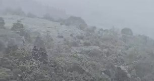 Χιόνια σε Ελικώνα και Παρνασσό - Από άνοιξη χειμώνας ξανά