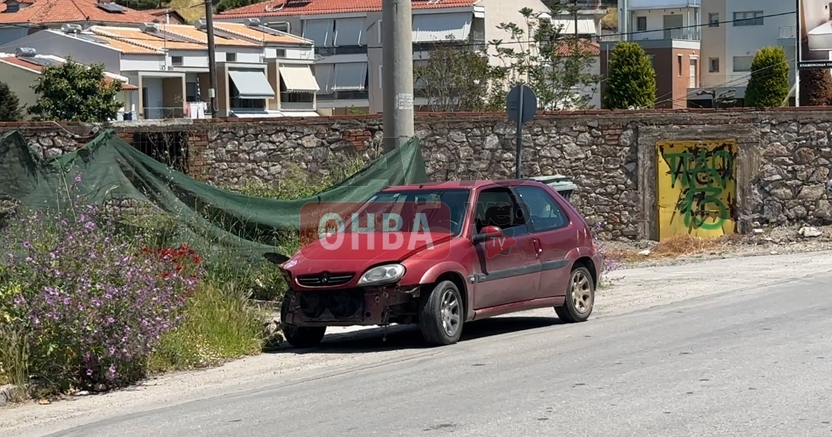 Τροχαίο ατύχημα σε διασταύρωση στη Θήβα