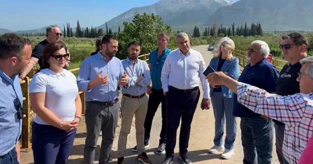 Ο Περιφερειάρχης Φάνης Σπανός στο Δ.Σ. του Δήμου Αμφίκλειας-Ελάτειας