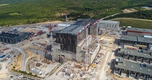 Γαλλία: Ξεκίνησε η συναρμολόγηση του αντιδραστήρα που θα παράγει ανεξάντλητη ενέργεια