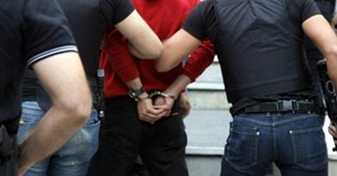 Σύλληψη 2 ημεδαπών στην Εύβοια - Έκλεψαν συσκευές που είχαν παρασυρθεί από τις πλημμύρες