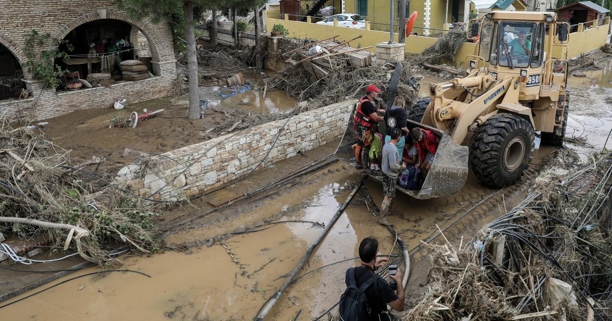 Η Τ.Ε. Εύβοιας του ΚΚΕ σχολιάζει τις δηλώσεις του Υπ. Υποδομών και Μεταφορών κατά την επίσεκψη του στη Χαλκίδα