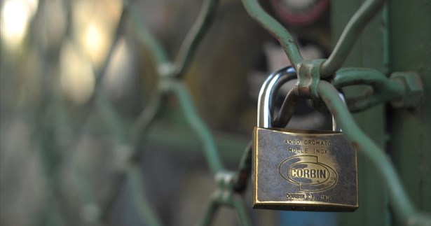 Πρόστιμο 3.000 ευρώ και αναστολή εργασίας σε κατάστημα στη Θήβα