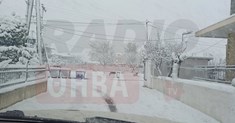 Υψηλή χιονόπτωση στα Δερβενοχώρια - Ανοιχτοί παραμένουν οι δρόμοι