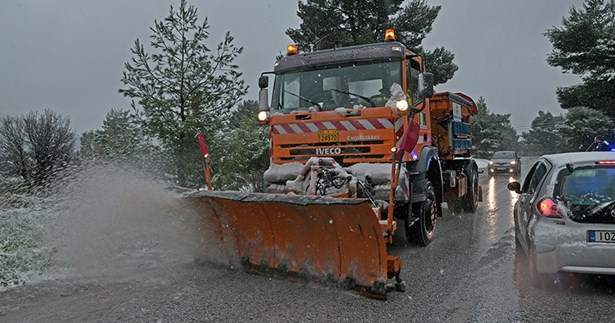 Έρχεται το τρίτο κύμα της κακοκαιρίας «Λέανδρος»: Χιόνια και στην Αττική