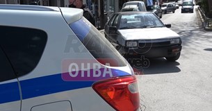 Τροχαίο ατύχημα ΙΧ με φορτηγό μπροστά στο Μουσείο της Θήβας